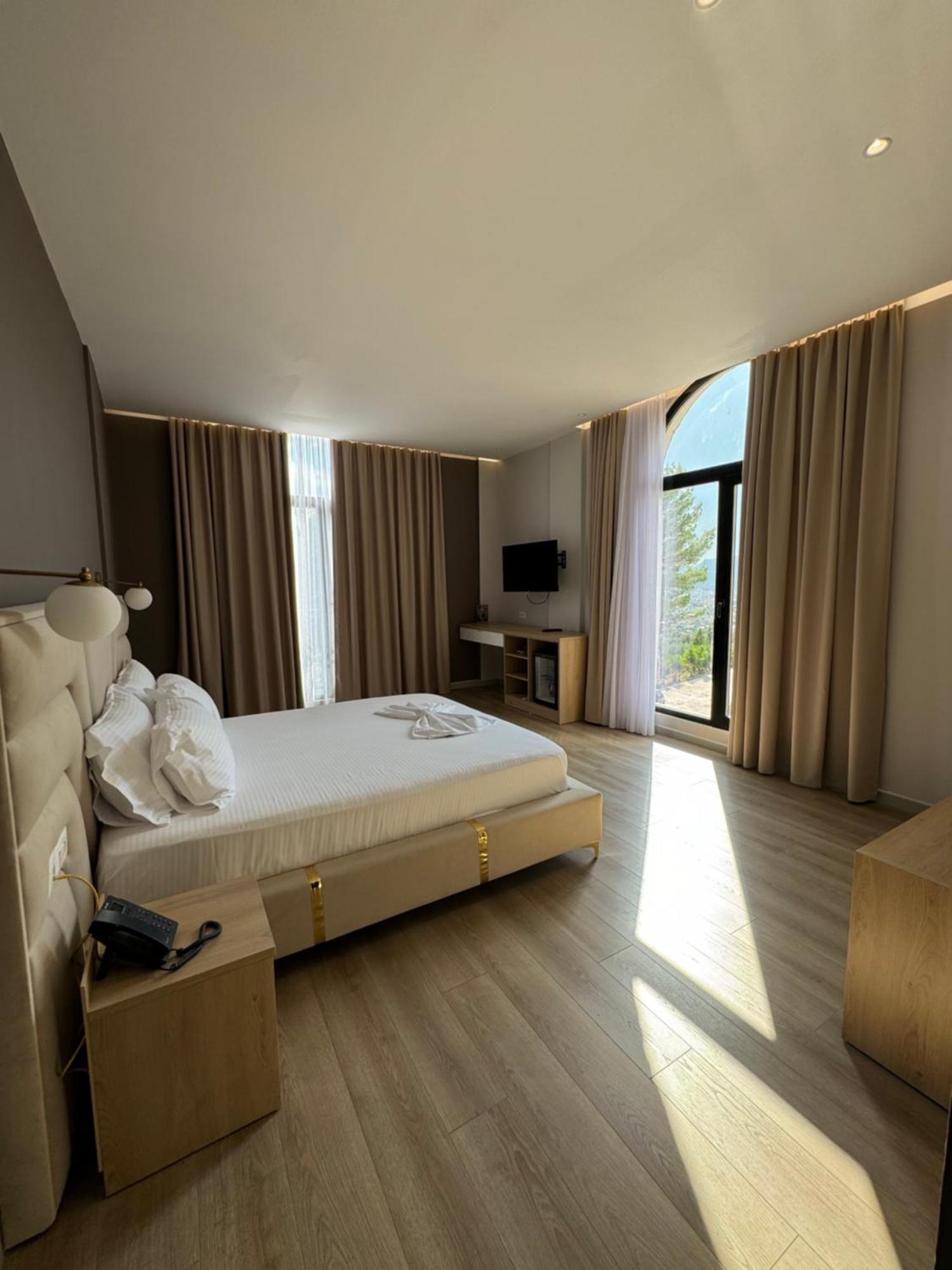 Hotel Panorama & Spa Elbasan Kültér fotó